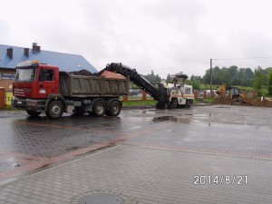 Budowa wielofunkcyjnego placu parkingowego w centrum Bolesławia